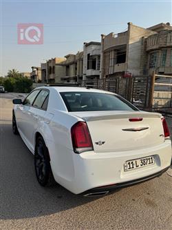 كرايسلر 300